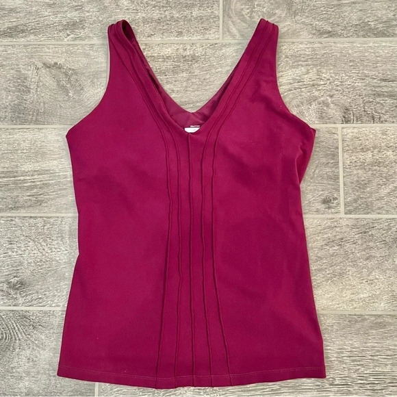 Nike Fit Dry Women’s Tank Top in Burgundy (L) - Picture 1 of 8